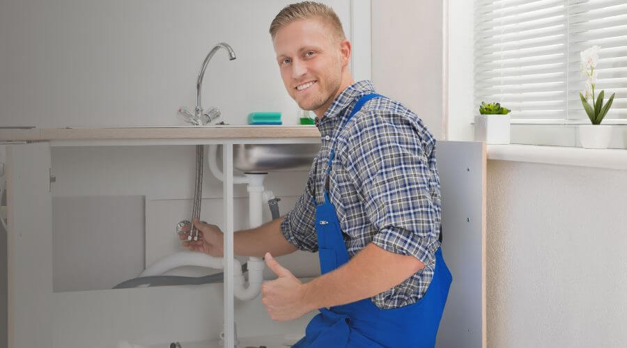 Professional water heater repair in Woodlawn, TX